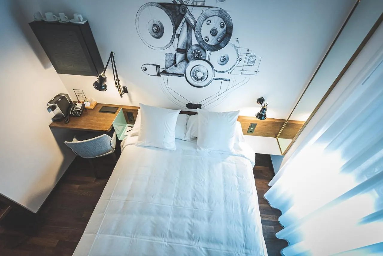 Hotel Bernina Женева